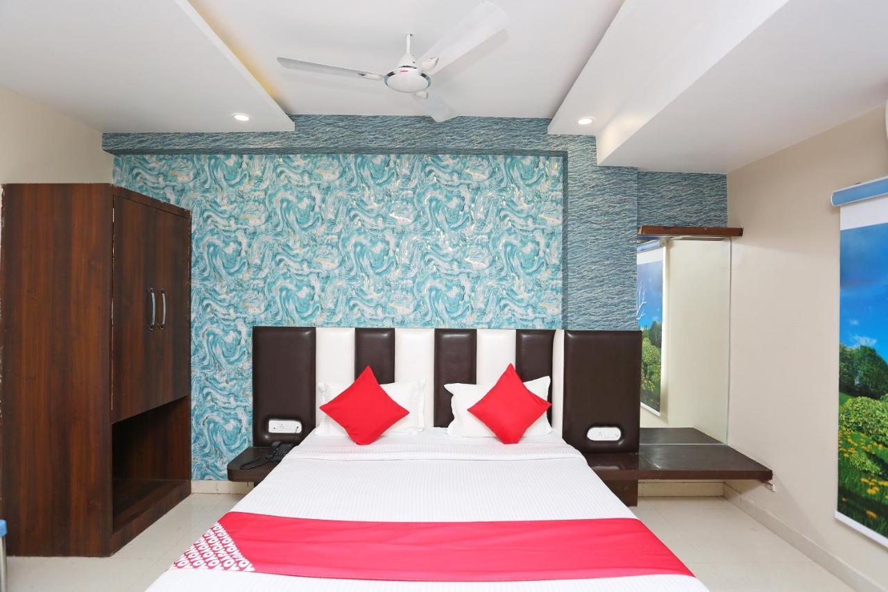 Oyo Flagship 43897 Redstone Hotel Gwalior Exterior photo