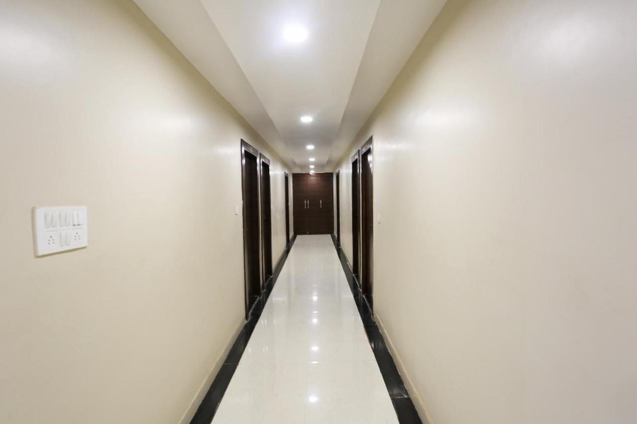 Oyo Flagship 43897 Redstone Hotel Gwalior Exterior photo